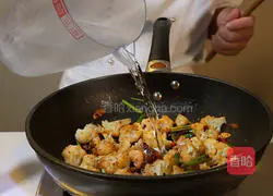 小炒菜花的做法图解7