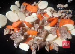 肉片炒茭白的做法图解4
