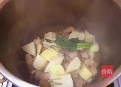 春笋烧肉的做法图解12