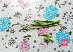 红菇炖鸡的做法图解6