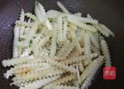 孜然土豆条的做法图解5