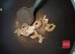 虾仁炒苦瓜的做法图解2