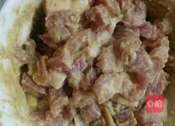 孜然肉丁的做法图解4