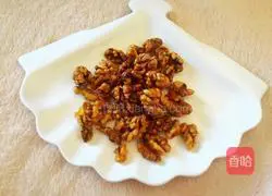 琥珀核桃仁的做法图解4