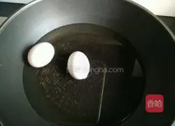 蛋黄焗蟹的做法图解1