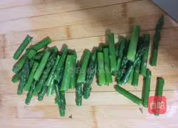 培根芦笋卷的做法图解4