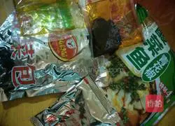 青花椒酸菜鱼的做法图解1