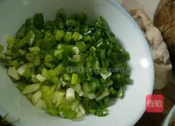 青花椒酸菜鱼的做法图解5