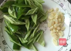 青椒炒牛肉的做法图解3