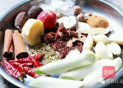 五香卤牛肉的做法图解1