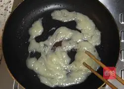 荔枝虾球的做法图解4
