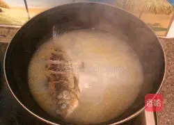萝卜鲫鱼汤的做法图解9