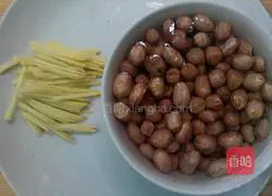 花生焖猪手的做法图解4