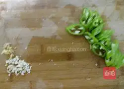 口蘑炒肉片的做法图解3