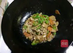 口蘑炒肉片的做法图解10