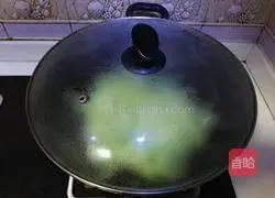 翡翠虾仁的做法图解10