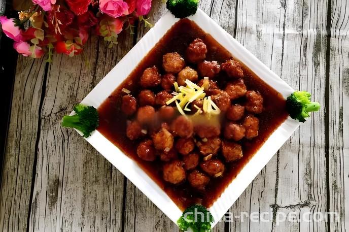 The method of making crispy meatballs