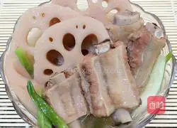 排骨炖莲藕的做法图解8