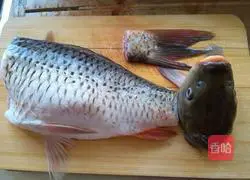 剁椒鲤鱼的做法图解2