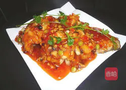 糖醋松鼠鱼的做法图解11