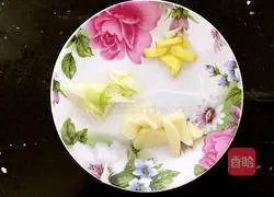 尖椒炒腊肉的做法图解3