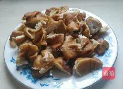 尖椒肥肠的做法图解19