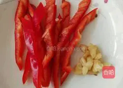 清炒荷兰豆的做法图解2