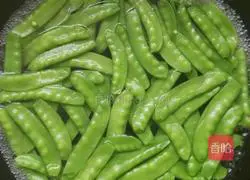 清炒荷兰豆的做法图解3