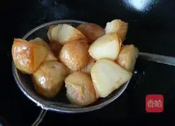 红烧土豆的做法图解6