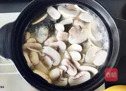 山药鲫鱼汤的做法图解7