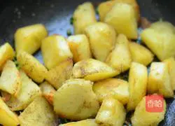 孜然锅巴土豆的做法图解6