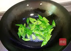 青椒猪肝的做法图解7