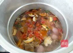 番茄牛腩汤的做法图解9