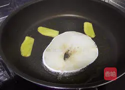 香煎鳕鱼的做法图解4