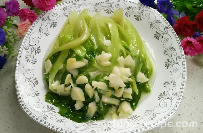 The method of stir frying lettuce