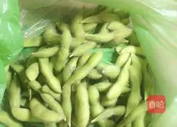 麻辣毛豆的做法图解1