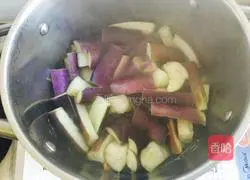 鱼香茄子煲的做法图解3