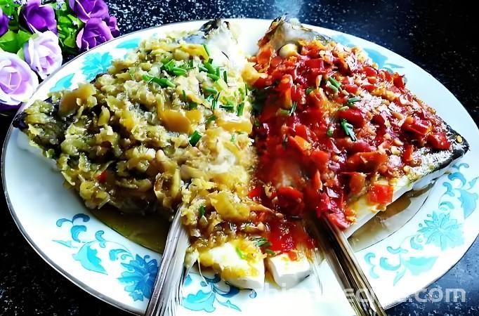 The method of double chopping pepper fish head