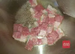 培根炒荷兰豆的做法图解3