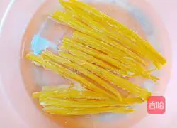 腐竹红烧肉的做法图解2