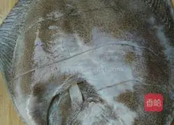 剁椒多宝鱼的做法图解2