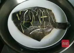 剁椒多宝鱼的做法图解6