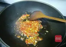 剁椒多宝鱼的做法图解9