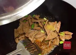 蒜苗炒猪肝的做法图解6