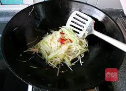 糖醋土豆丝的做法图解7