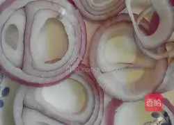 炸洋葱圈的做法图解2