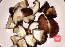 芋儿烧鸡的做法图解3