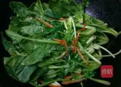 芝麻菠菜的做法图解4