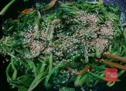 芝麻菠菜的做法图解5