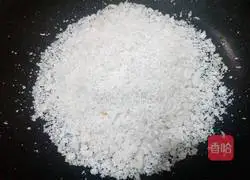 盐焗鹌鹑蛋的做法图解3
